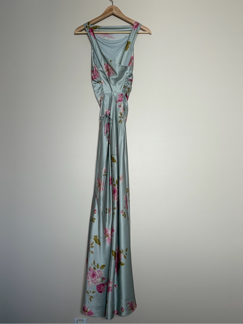 NEW Reformation Anaiis Long Silk Backless Dress Windswept Blue Floral US 6 UK10 - Picture 7 of 16